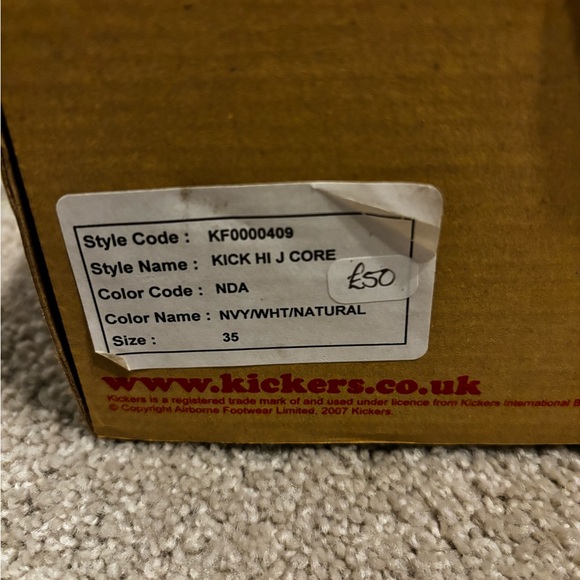 High top - Picture 2 of 2